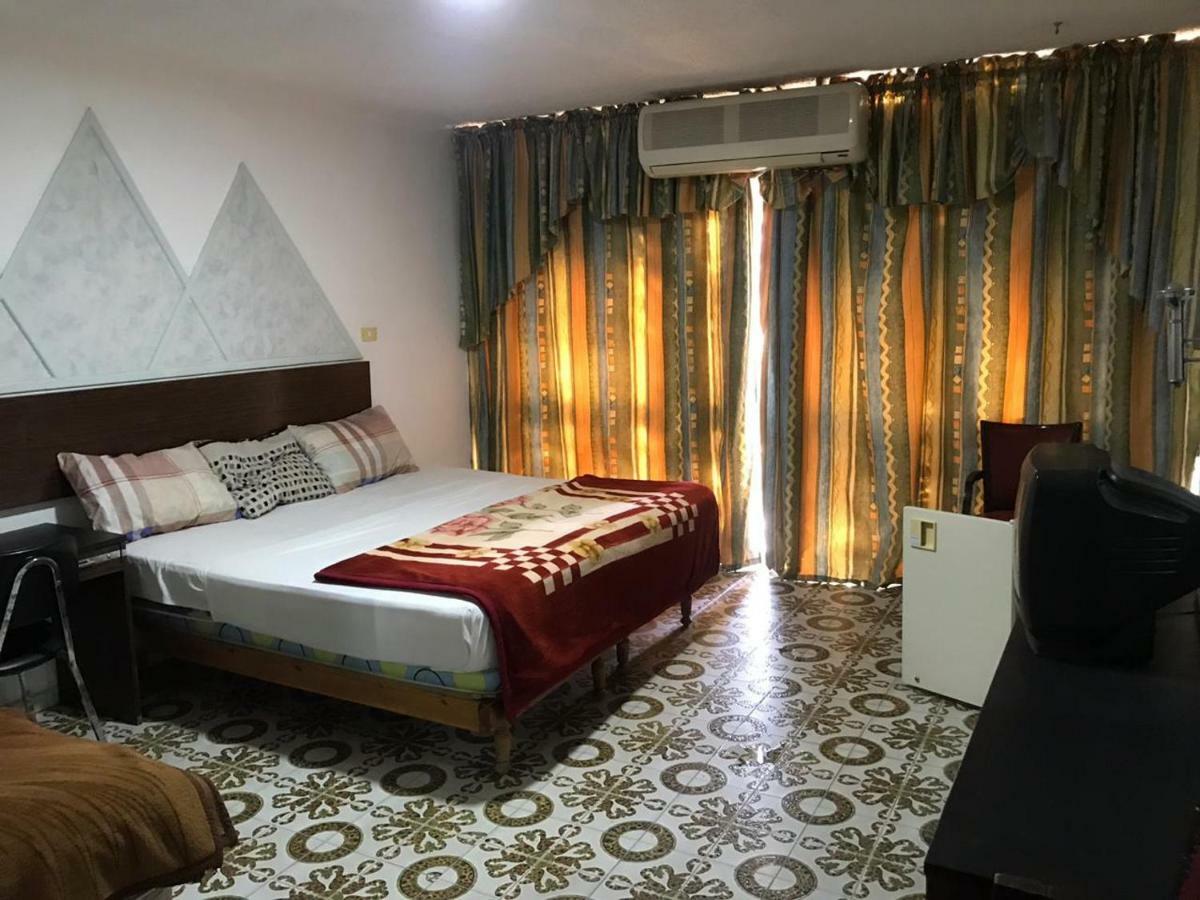 Aqaba Qazar Hotel Esterno foto